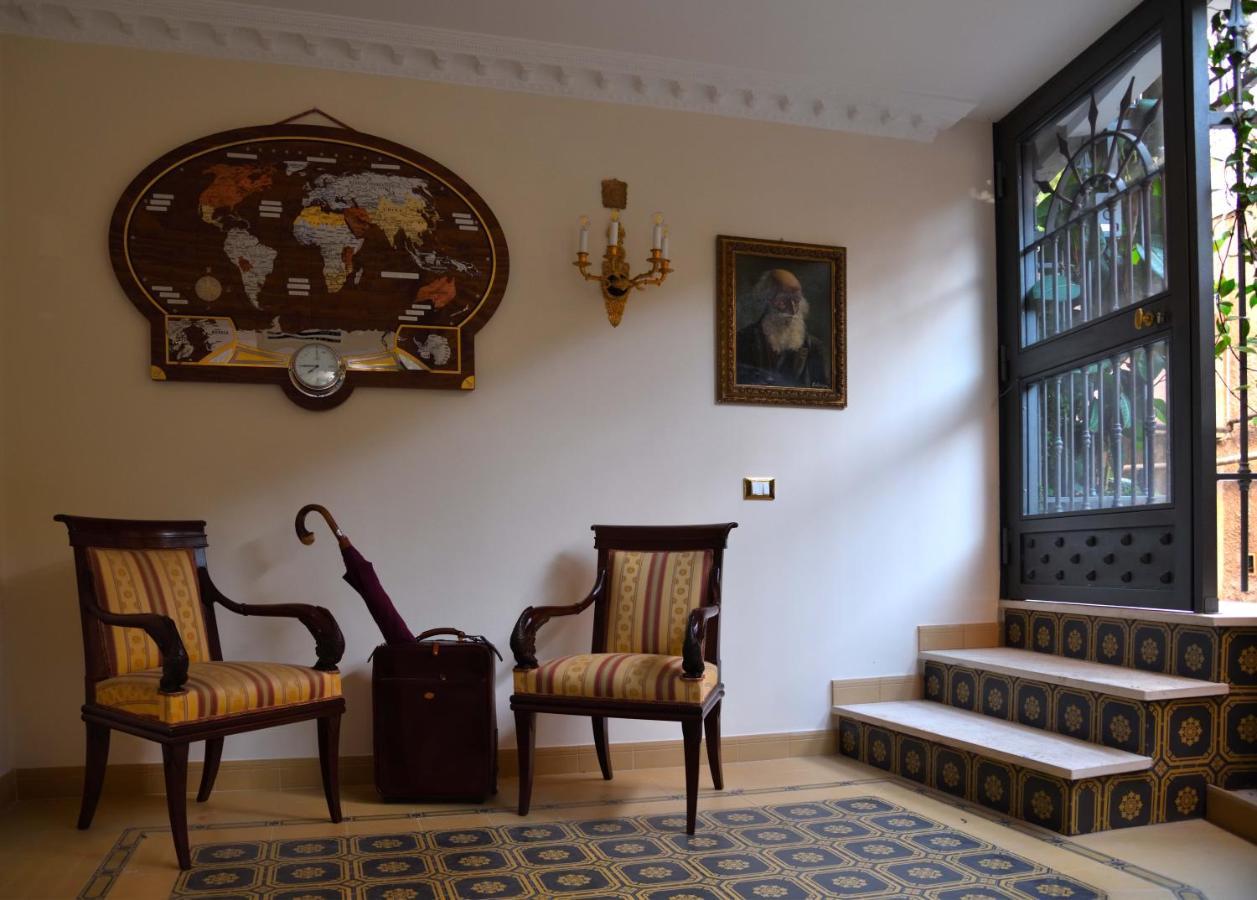 Regal House Roma Capucci 6 Hotel Exterior photo